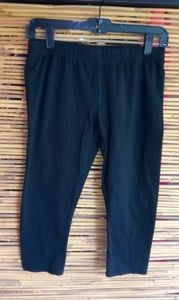 Beautiful M Black Stretch Capris